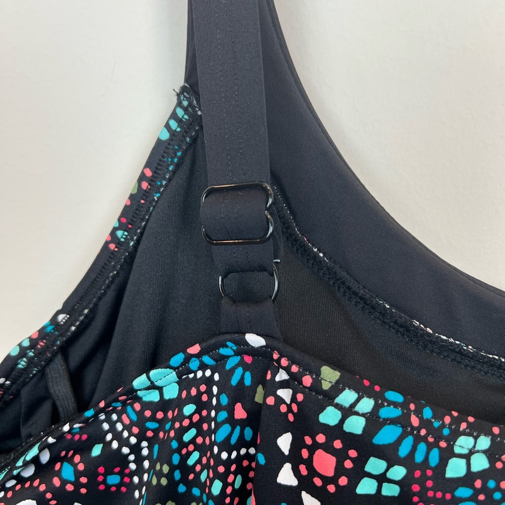 NWT Coco Reef Plus Size Ultra Fit
Bra Sized Underwire Tankini Sz 24W/46C - Picture 9 of 11